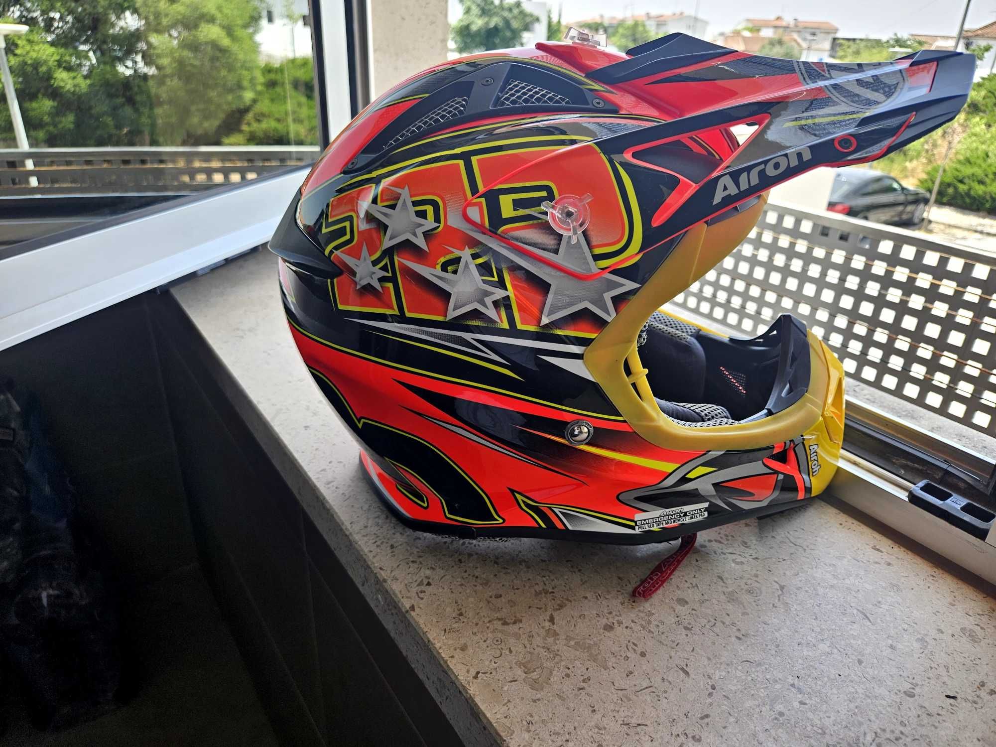 Capacete airoh motocross