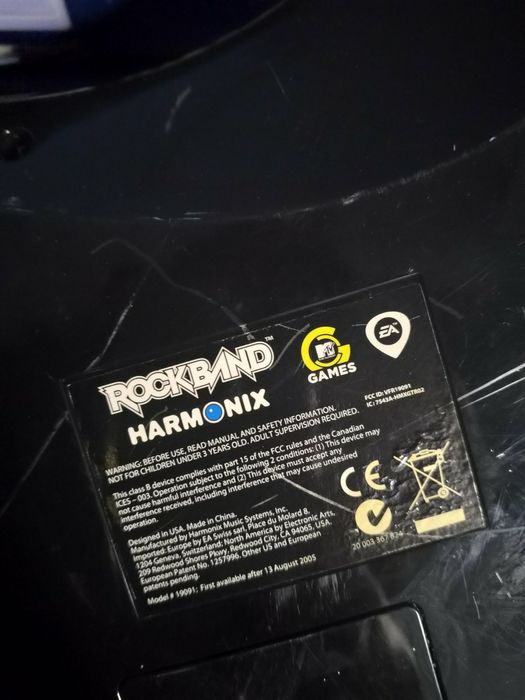 Rock Band комплект на фото