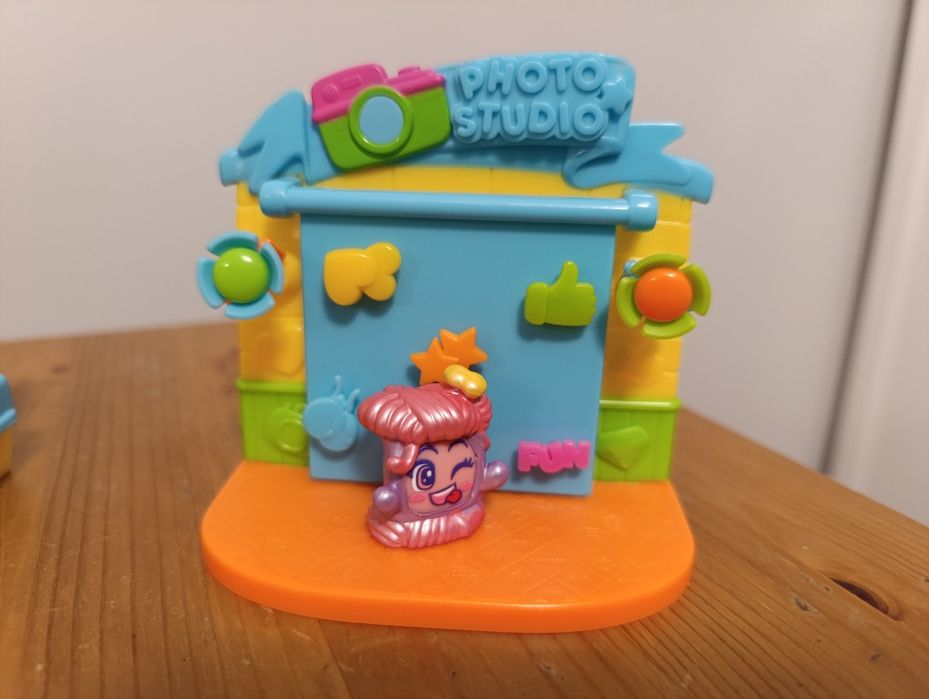 Moji pops figurki photo studio