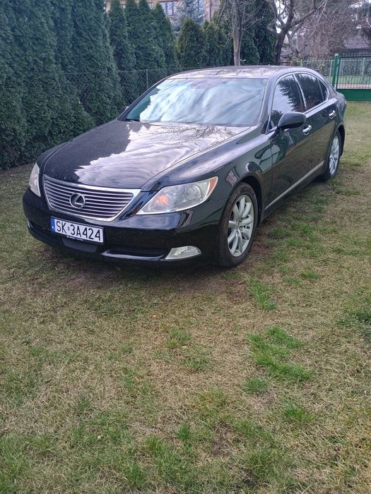 Lexus LS 460 niski przebieg bez pneumatyki