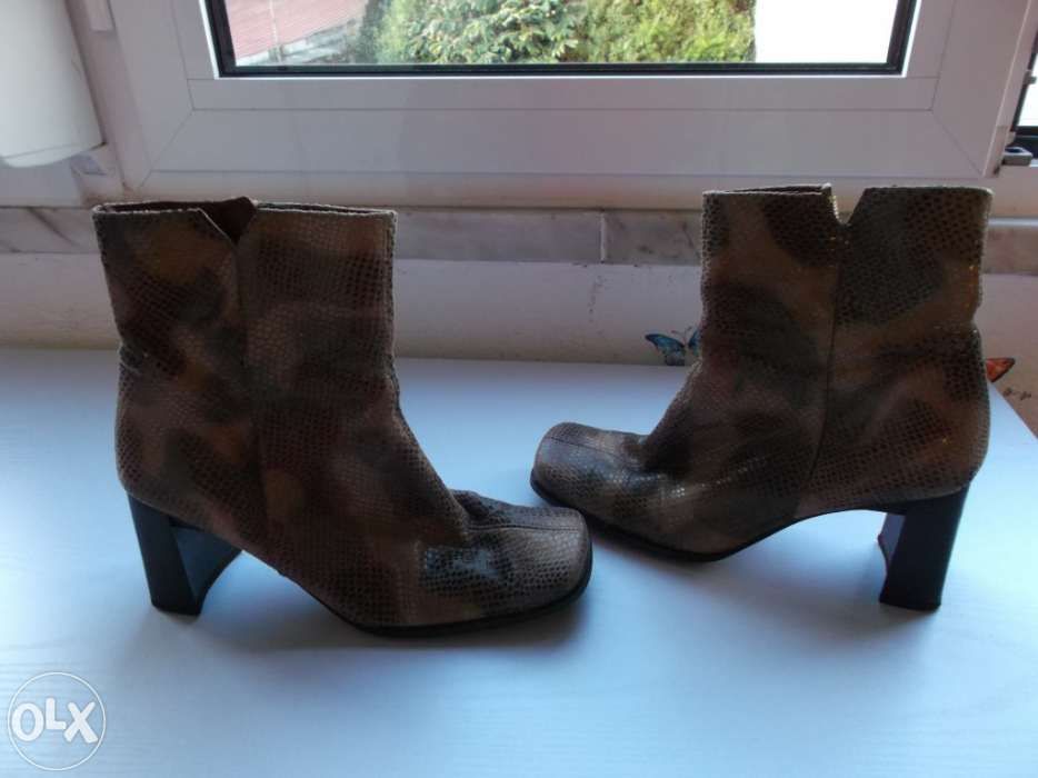 Botas pele marca Chelsei 37