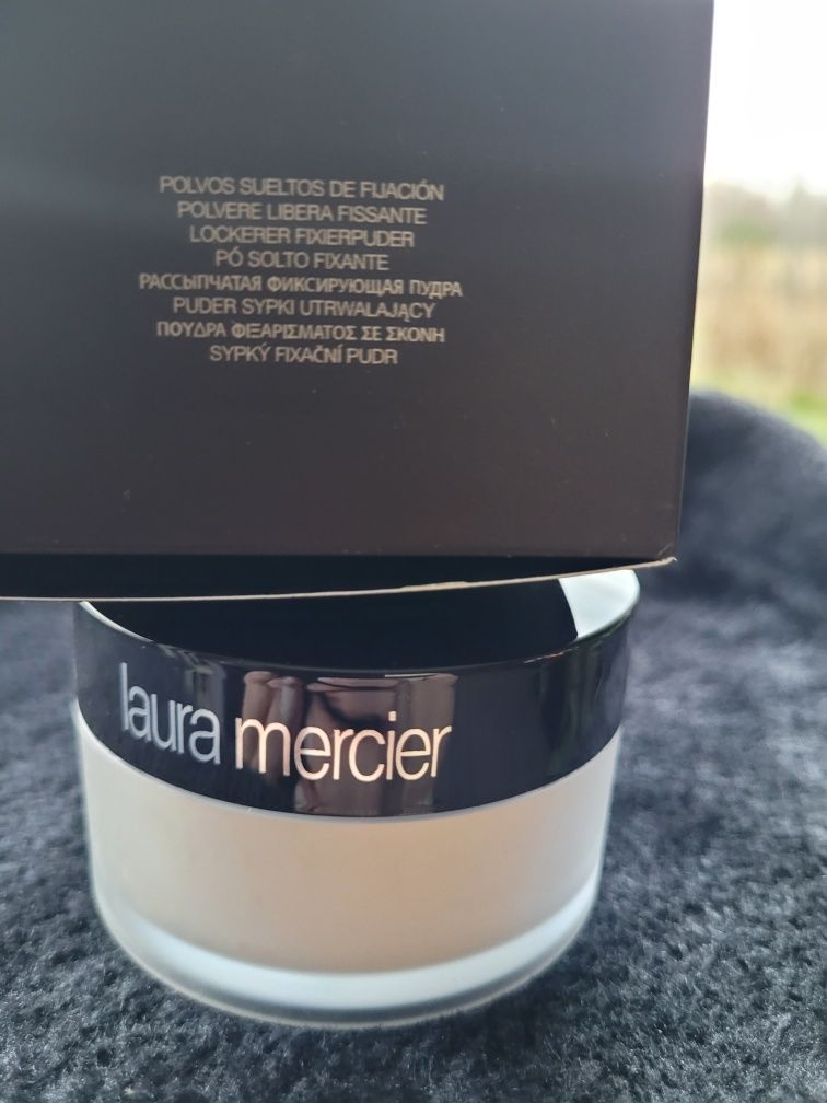 Nowy sypki puder transparentny Laura Mercier kolor light