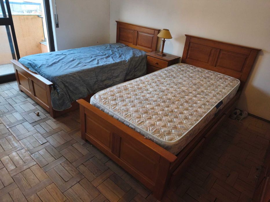 Mobília quarto impecável