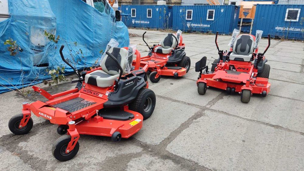 Газонокосилка с нулевым радиусом разворота