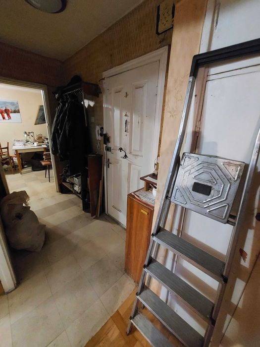 Продам 2 кімн. квартиру в "Китайці" (пр-т Героїв 12 Перемога 4 Дніпро)