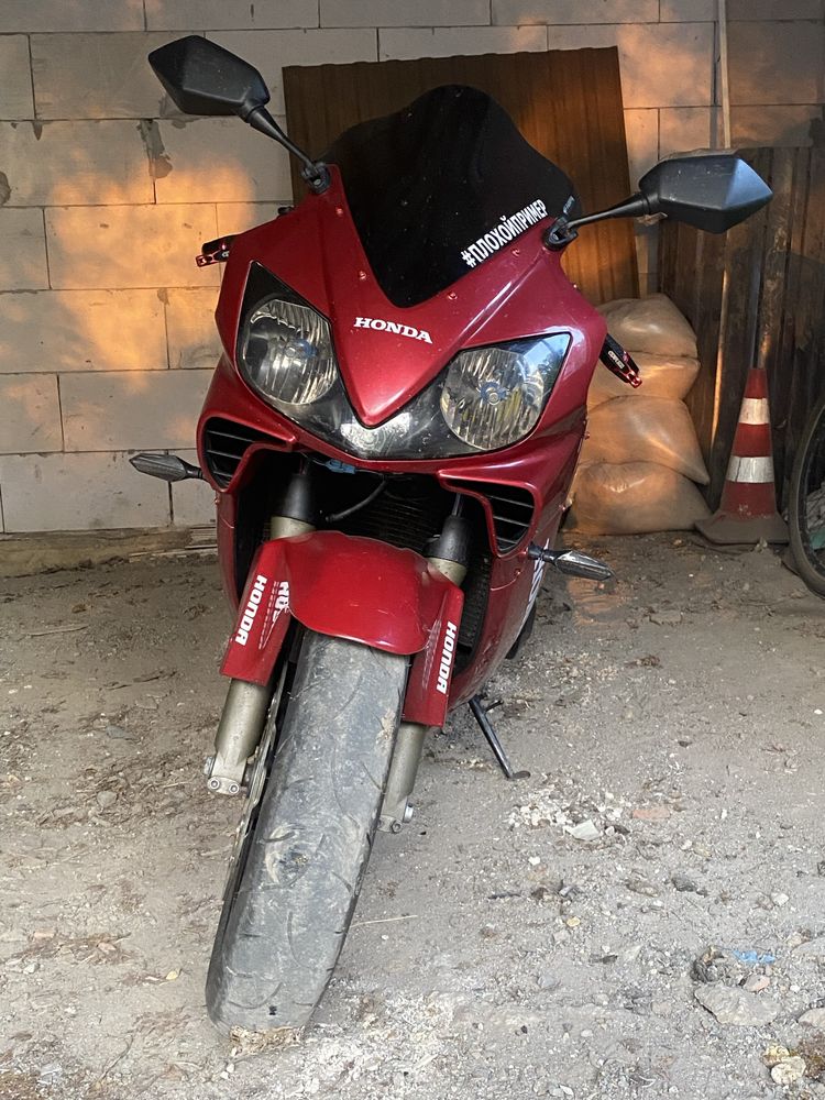 Срочно! Торг! Honda cbr600 f4i