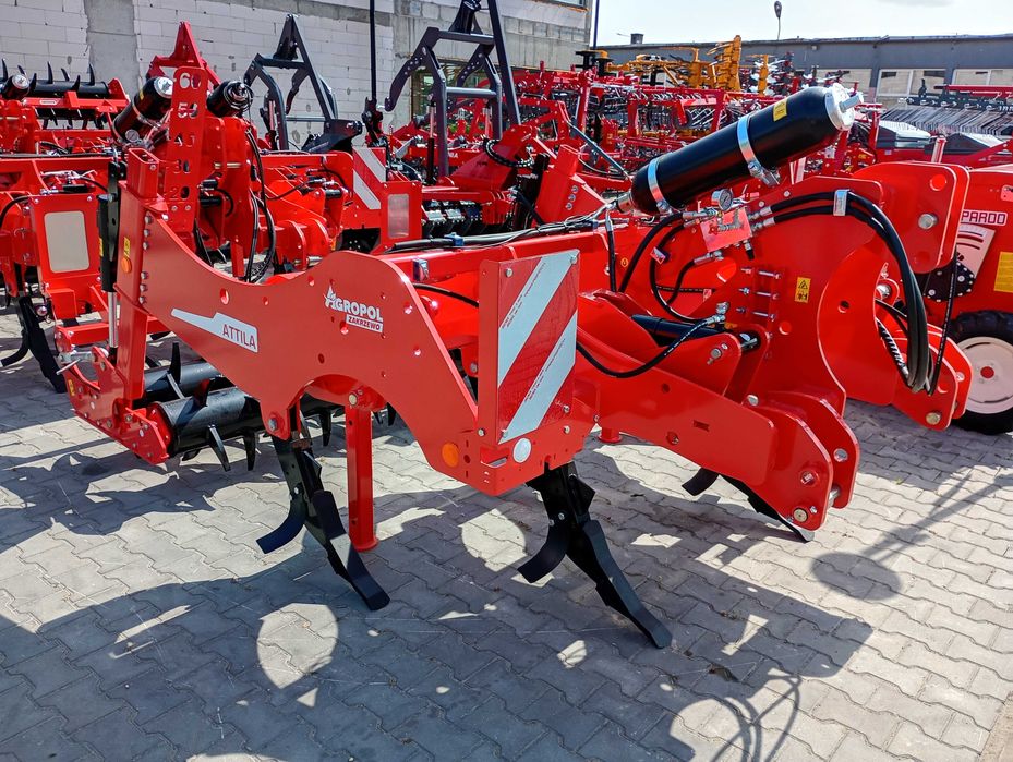 Głębosz, pług dłutowy Maschio Gaspardo Attila 250/5 HYDRO - PROMOCJA !