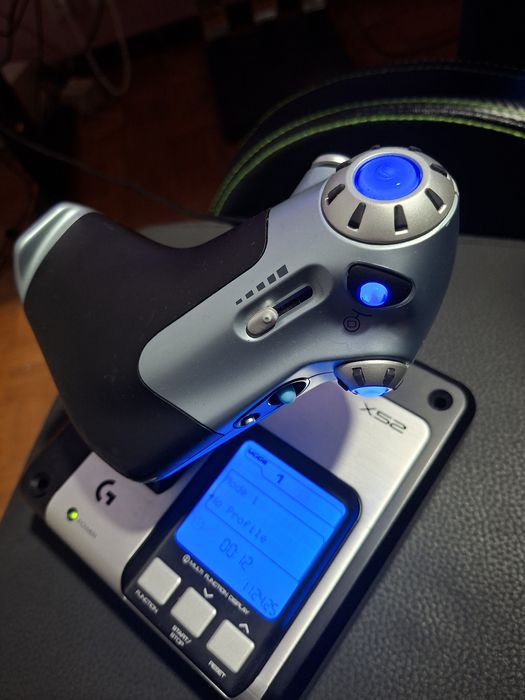 Logitech x52 Flight Control System