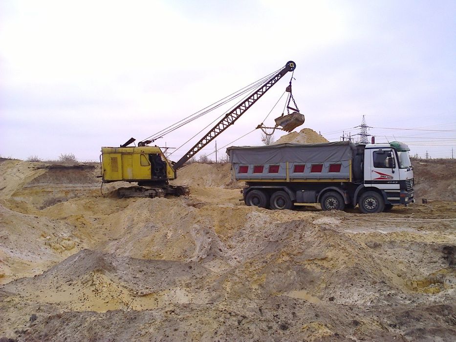 Стройматериалы: Песок, Щебень, Шлак,Отсев с доставкой самосвалом до 20