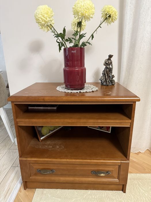 Меблі б/в для вітальні