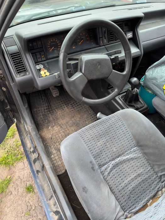 Продам renault 21