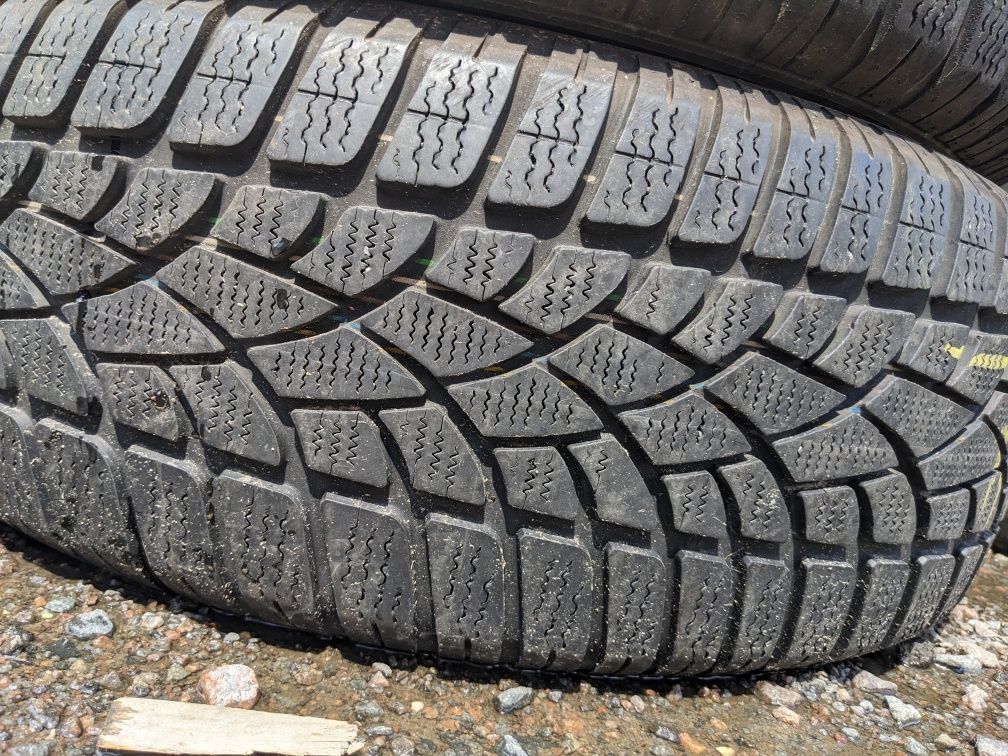 235/65R17 Dunlop Sport3D