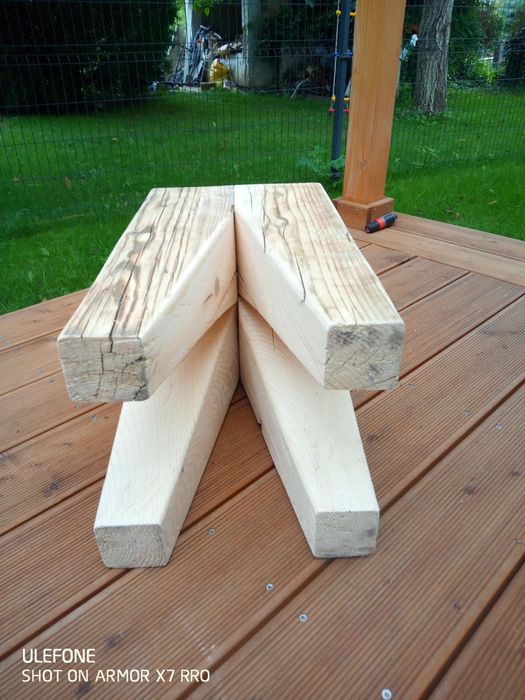 Табурет дерев'яний