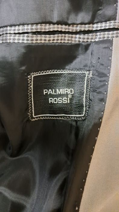 Продаю классический костюм "PALMIRO ROSSI"
