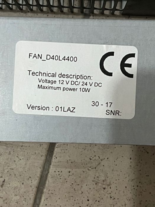 Grzejniki podłogowe kanałowe 2sztk 01 LAZ FAN D40L 4400 12V/24V