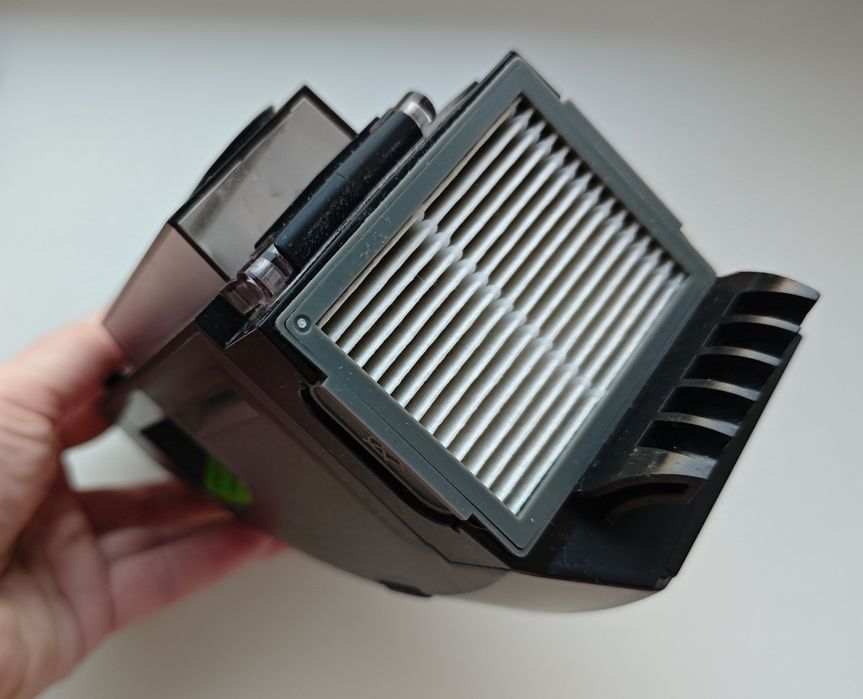 Робот-пилосос iRobot Roomba i3