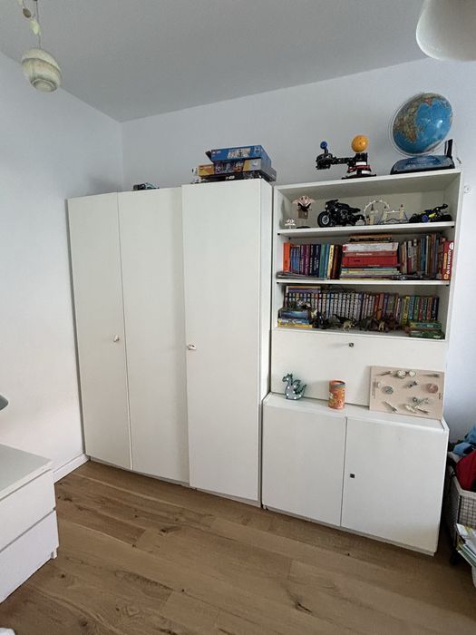 Armario vintage madeira maciça