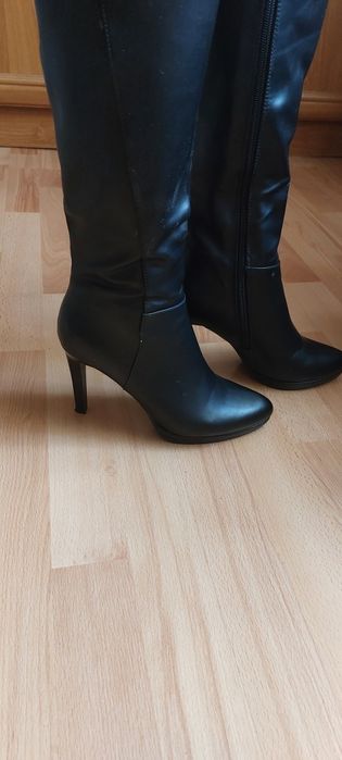 Kozaki na szpilce r. 38