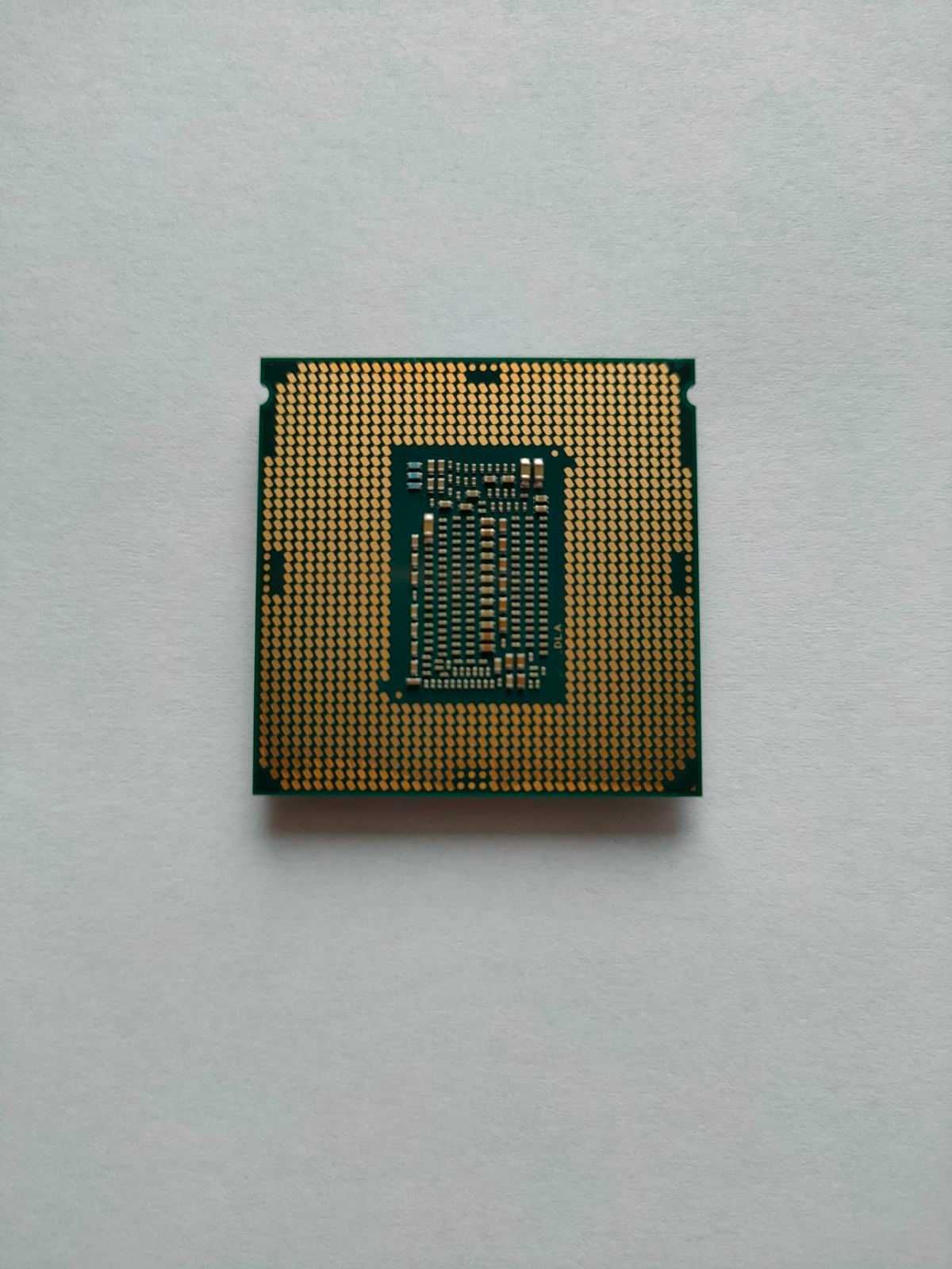 Процесор Intel CC150 (i9-9900) 3.5 ГГц, 8 ядер 16 потоків, LGA1151