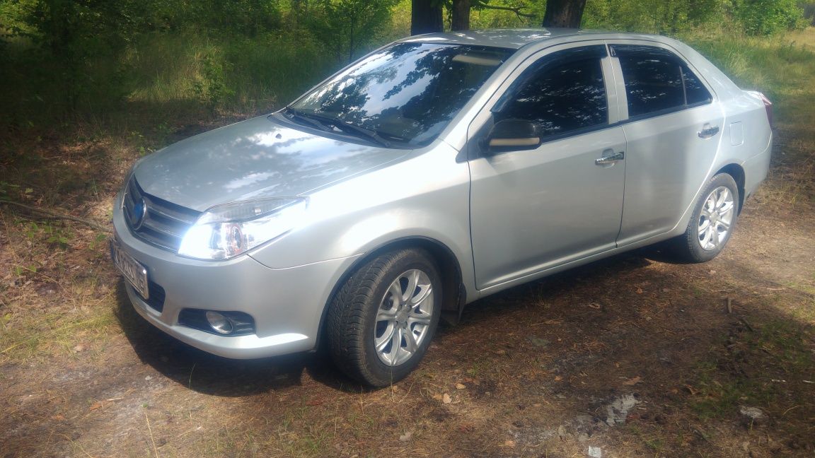 Geely mk 2013г 1.5