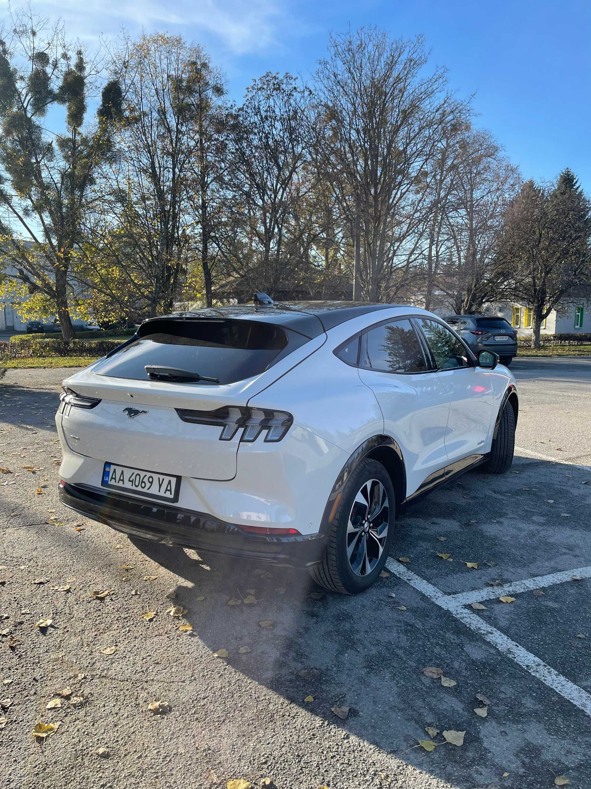 Електромобіль Mustang mach-e