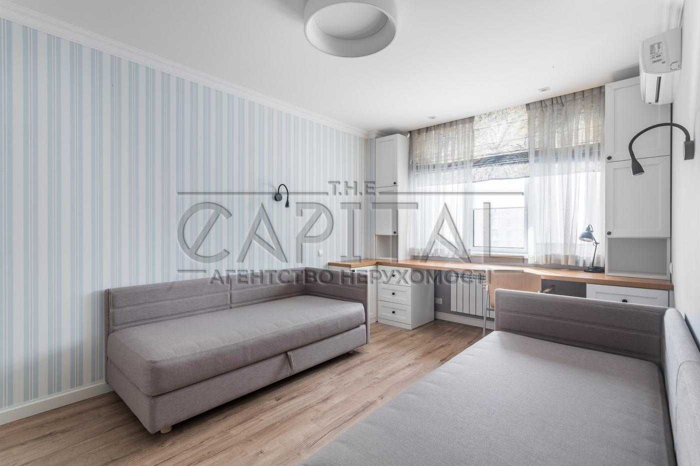 Продаж 2к квартири 98м2, вул. Ернста, Солом'янський р-н