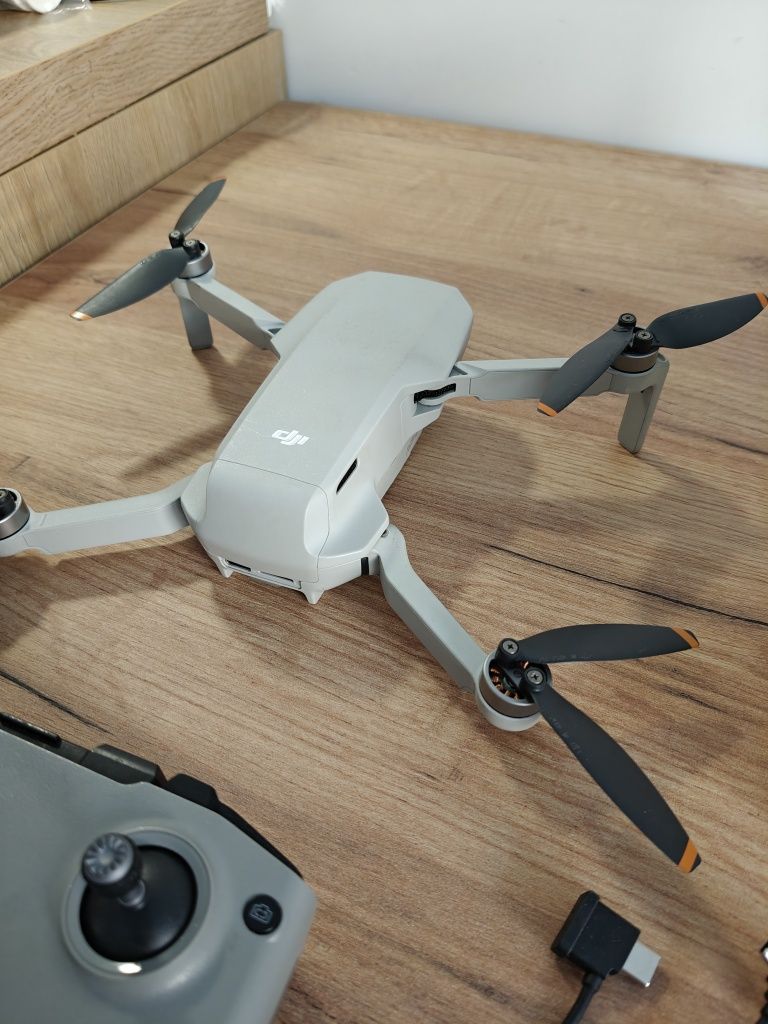 Dron Dji Mavic mini 2