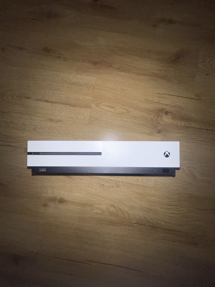 XBOX ONE S 500 Mb  + biały  kontroler