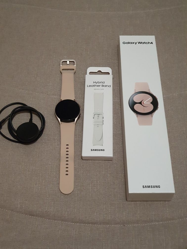 Samsung Galaxy Watch4 + bracelete pele