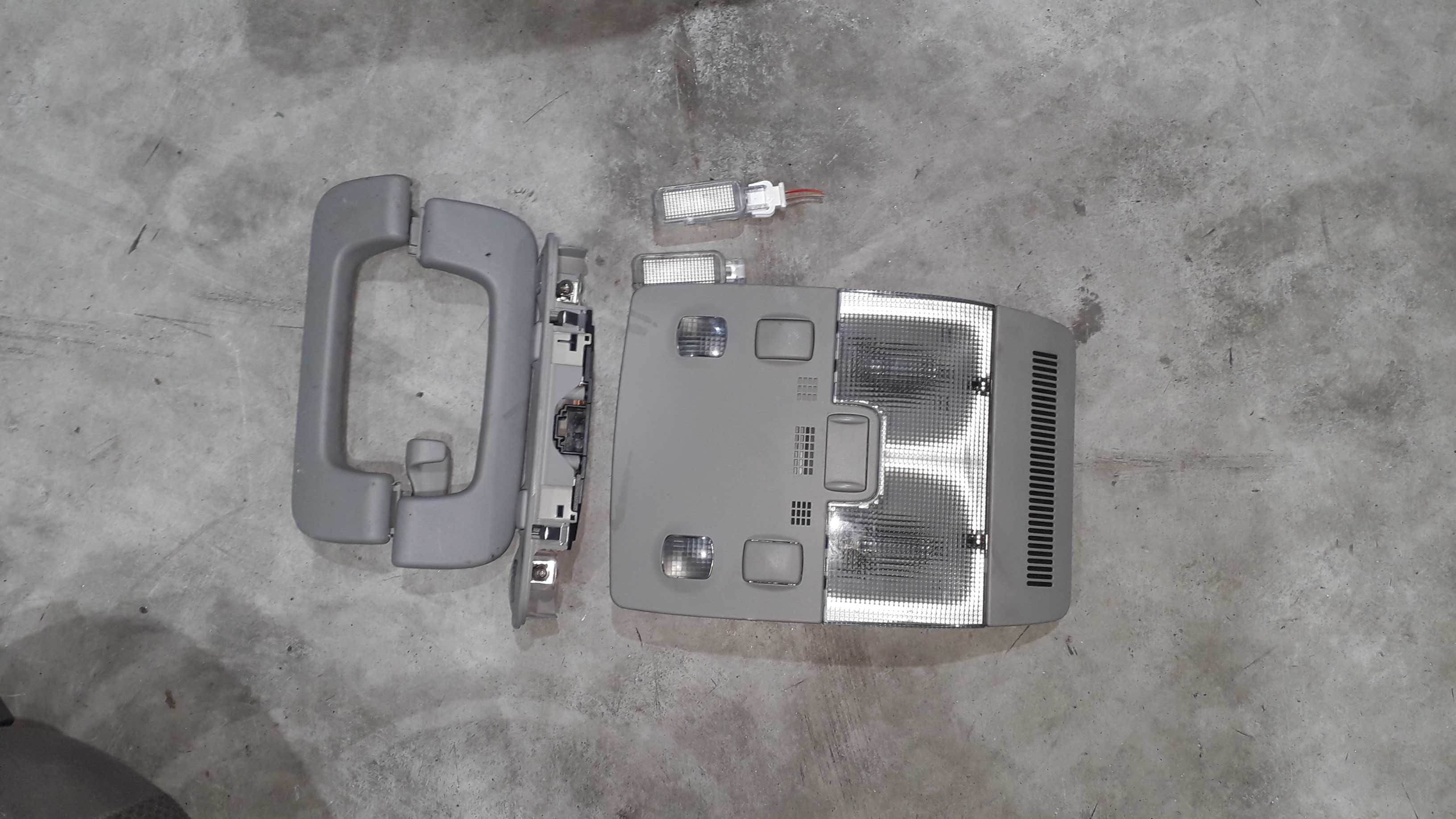 Várias peças Audi A4 B6