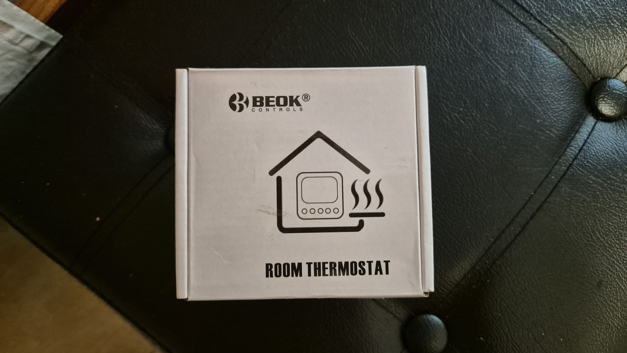 Termostat WiFi elektroniczny do pokoju z czujnikiem do ogrzewania BEOK