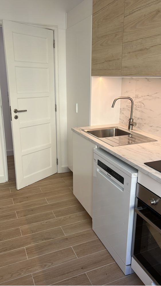 Apartamento remodelado Benfica