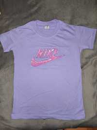 T-shirt Nike rozmiar 122/128