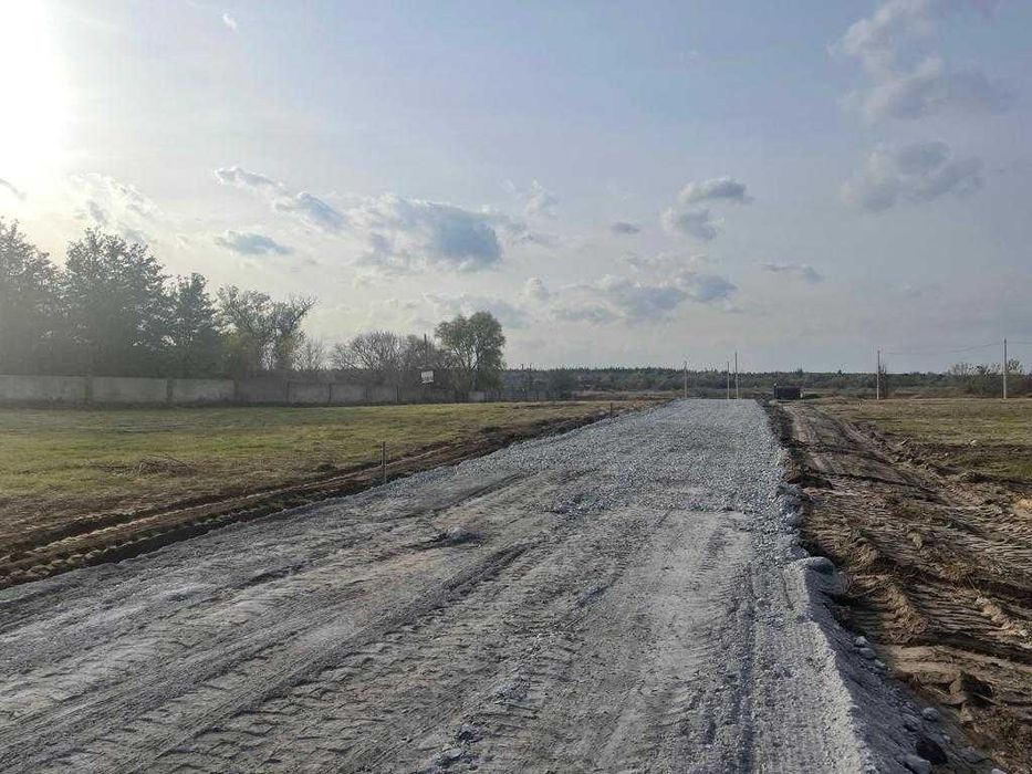 Продам участок в пгт Обуховка