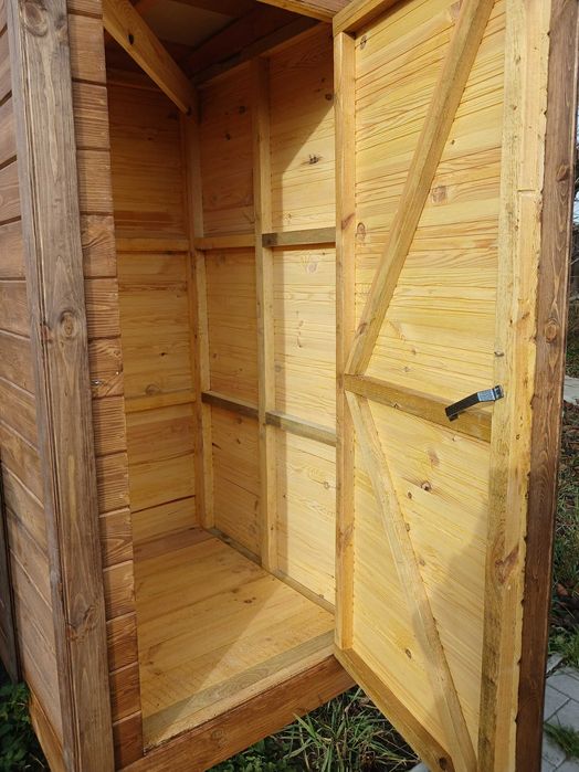 Туалет вуличний,дачний,дерев яний.