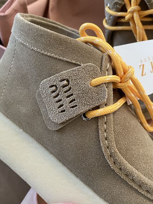 Черевики ботинки бежеві замшеві Miu Miu