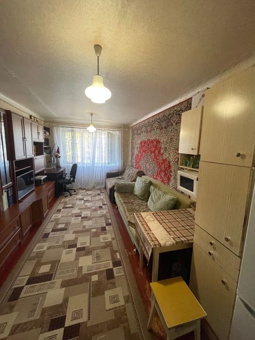 Продам кімнату в гуртожитку на Проспекті Шевченко