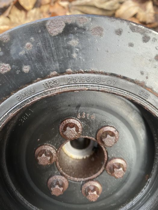 Шкив Коленвалу BMW E60 Е61 E90 E91 Шків Колінчастого Валу БМВ N52B25