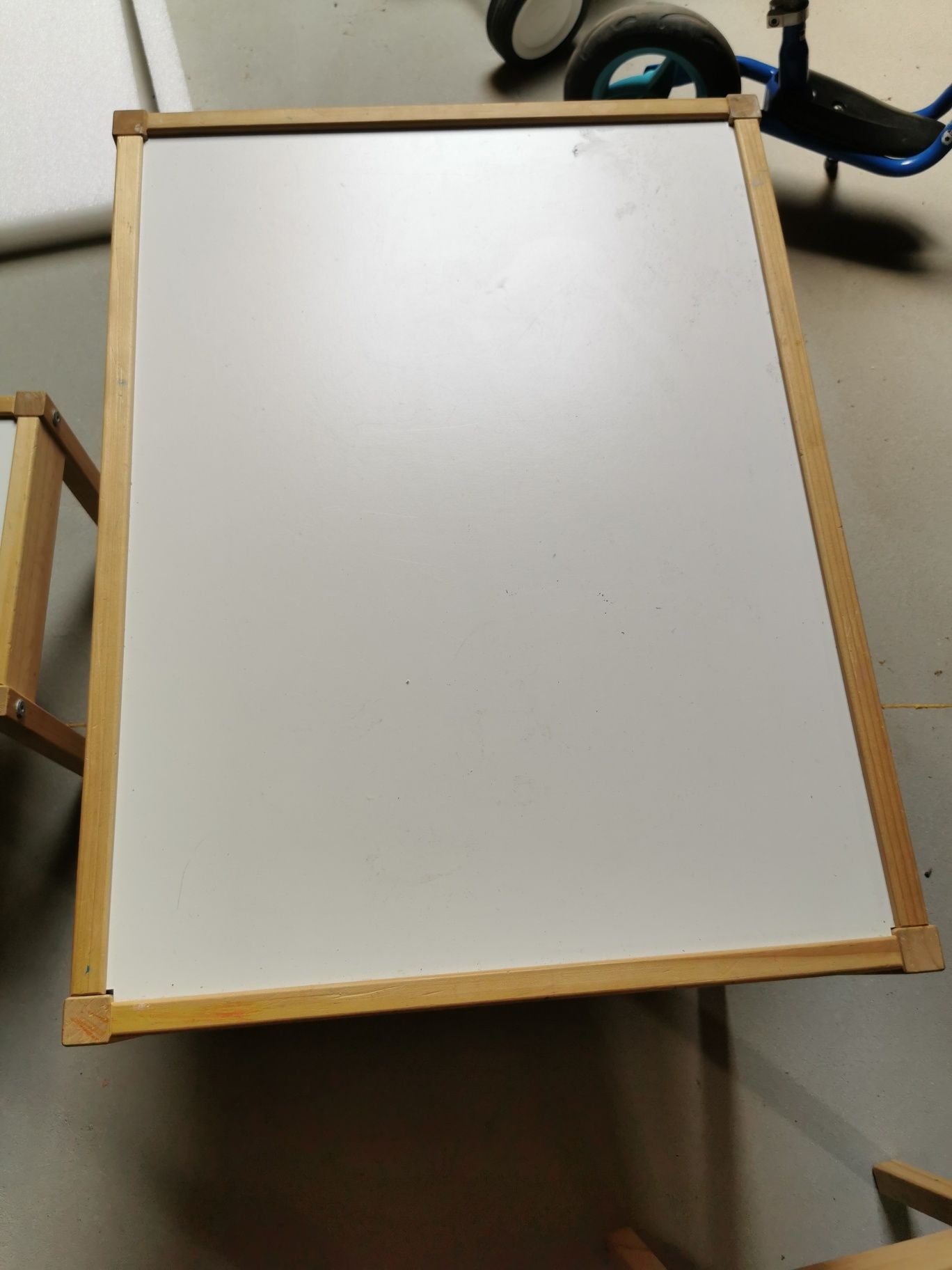Stolik i dwa krzesła IKEA