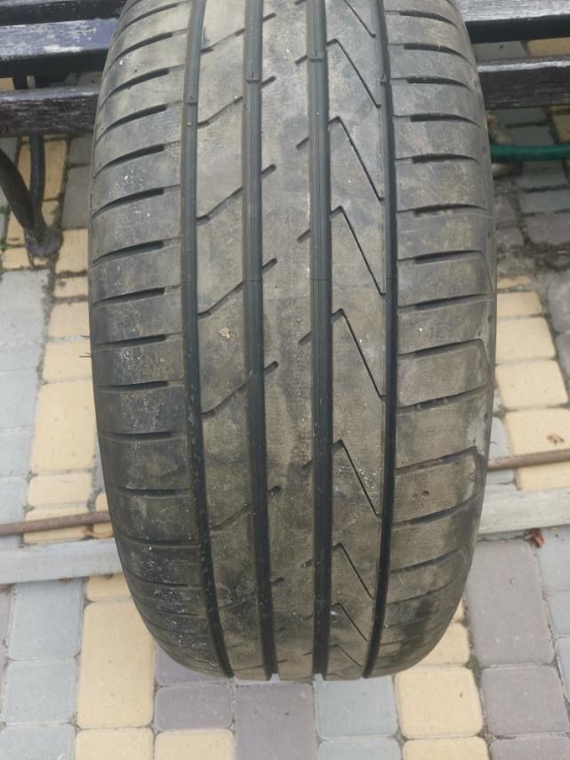 Резина диски ОРИГИНАЛ Лето 255/55 R18 Runflat з таурега