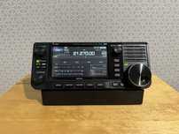 Podstawka na biurko do icom ic-705