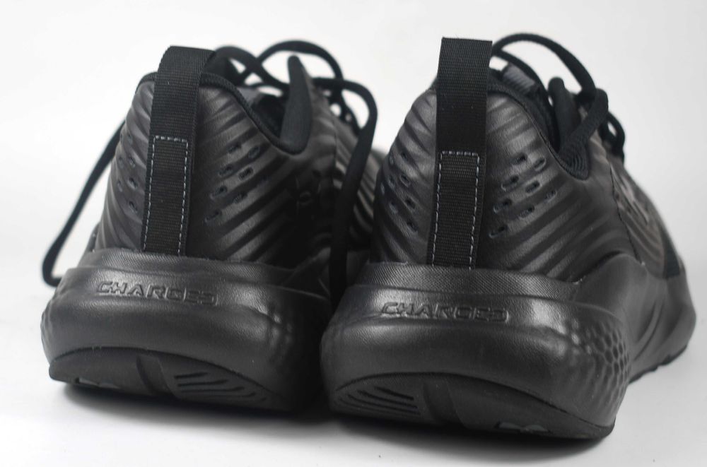 Jak nowe Under Armour CHARGED COMMIT TR 4 roz. 42