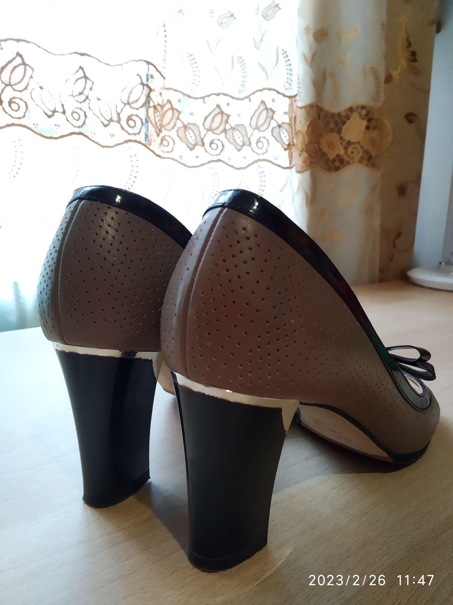 Женские туфли из натуральной кожи на каблуке / кожаные туфли