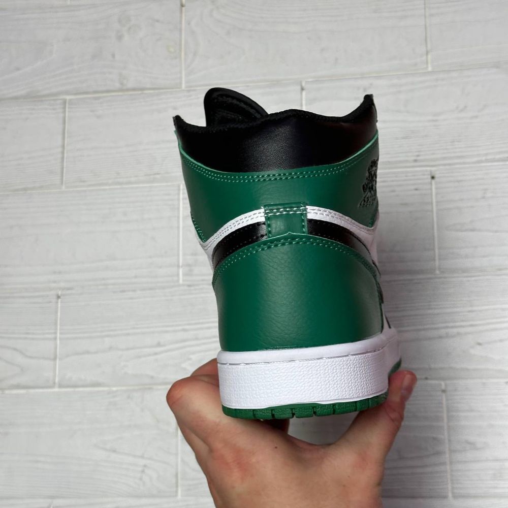 Чоловічі кросівки nike air jordan 1