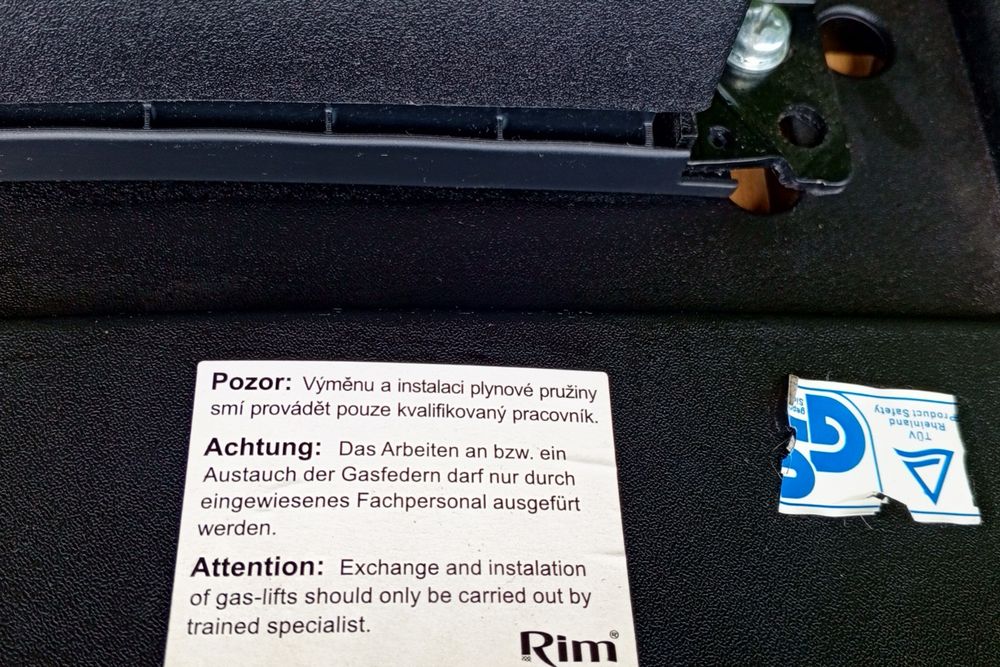 Fotel Biurowy Rim Obrotowy Krzesło