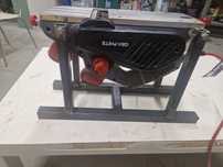 Strug elektryczny Graphite 1300W 59G680 + podstawka do strugania