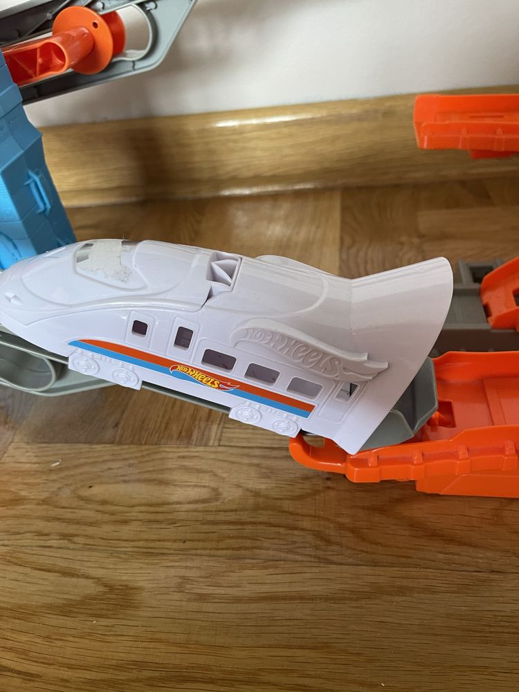 Tor hot wheels.