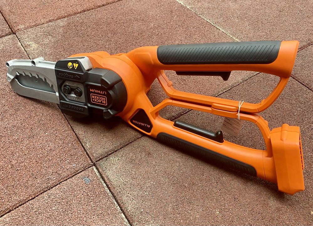Sekator Aligator Pilarka Ręczna Akumulatorowa 18V Black&Decker