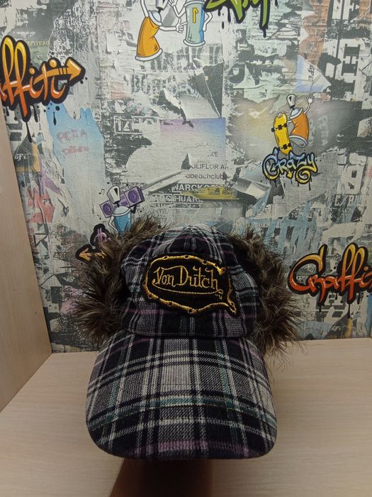 Von Dutch vintage fur cap