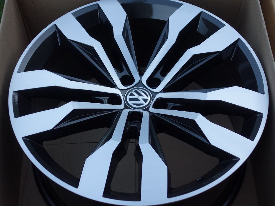 Felgi VW TOUAREG R-LINE!! 760 Najnowszy model 21'' AUDI Q7